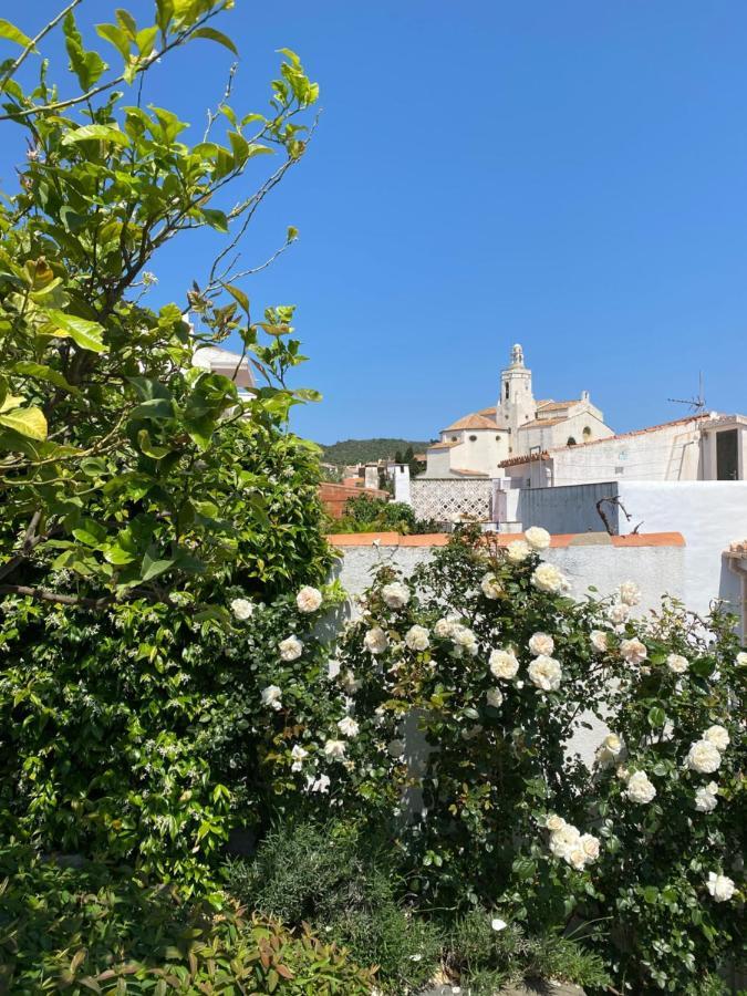 Centric Townhouse With Sea View - Casa Marta Villa Cadaqués Kültér fotó